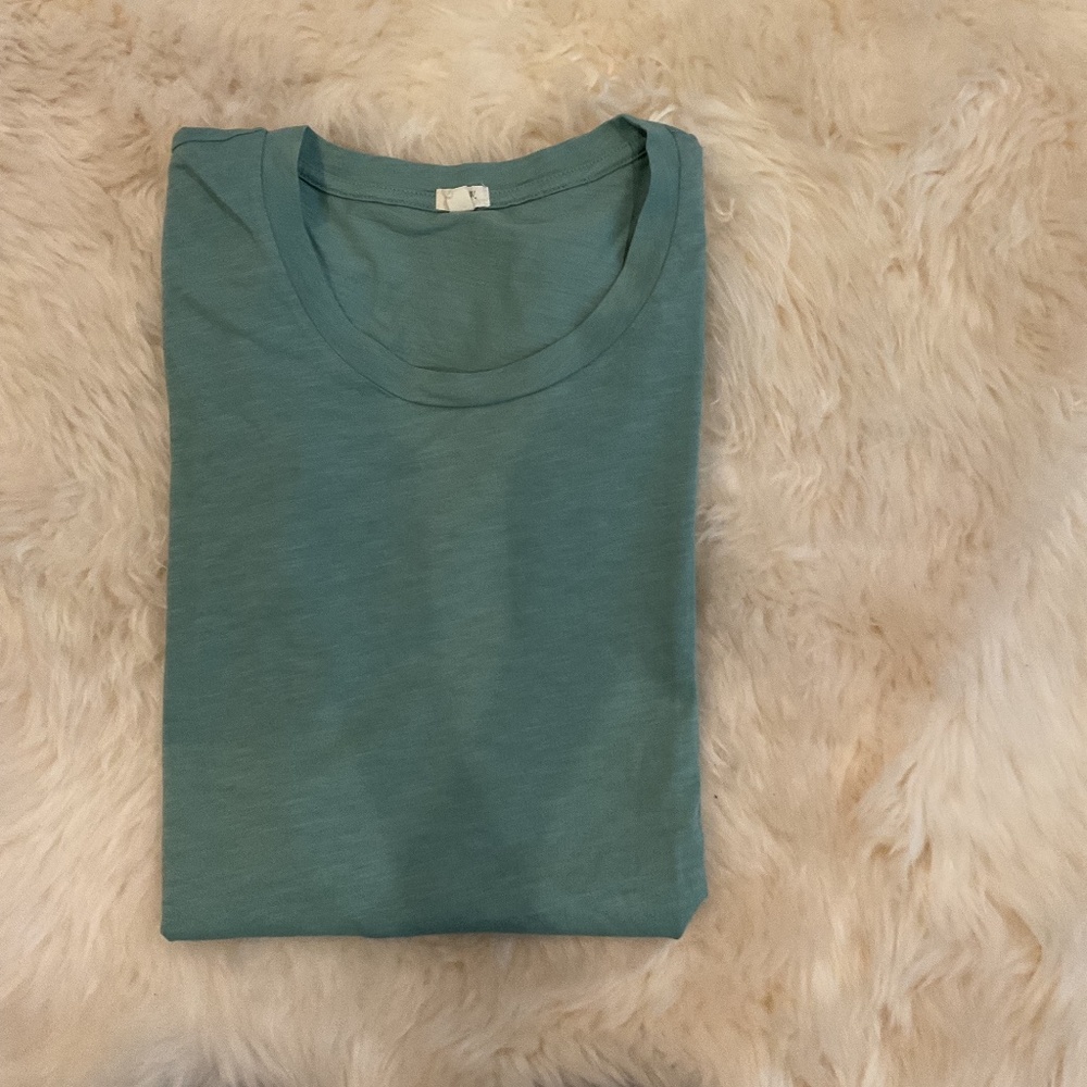 J Crew Factory Size XS Green Short Sleeved T Shirt